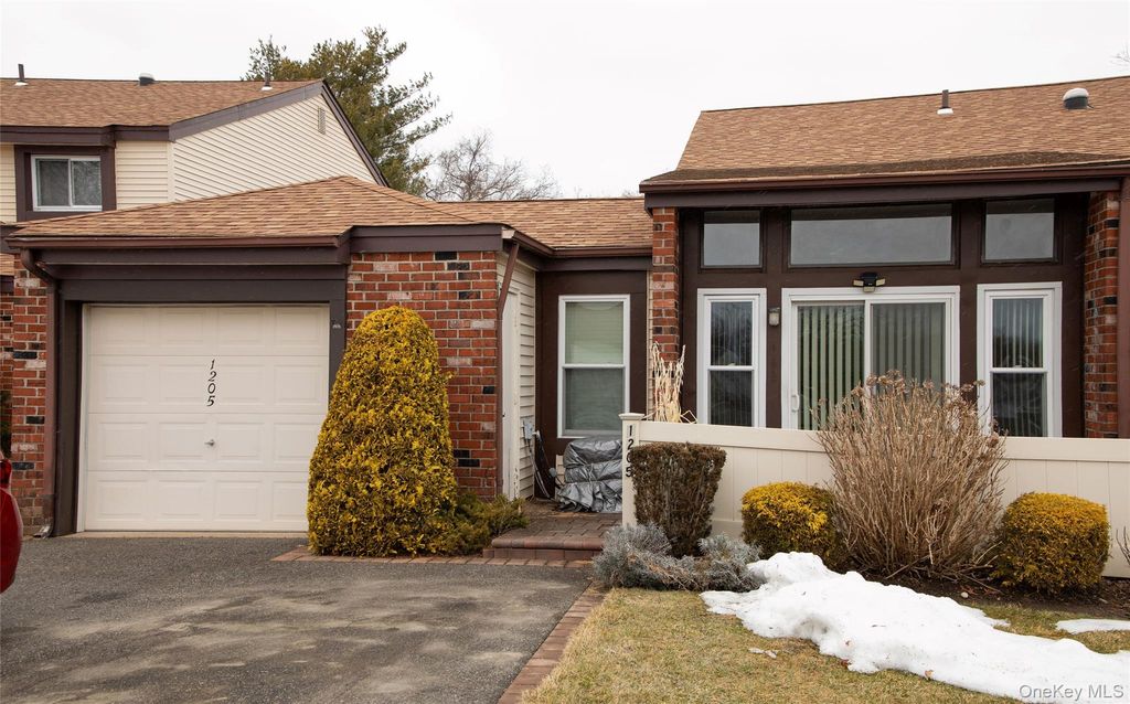 Photo of 1205 Gotham Drive, Saint James, NY 11780 (MLS # 963050)