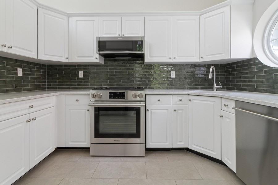 11 Pond View Lane, Ossining, New York image 8