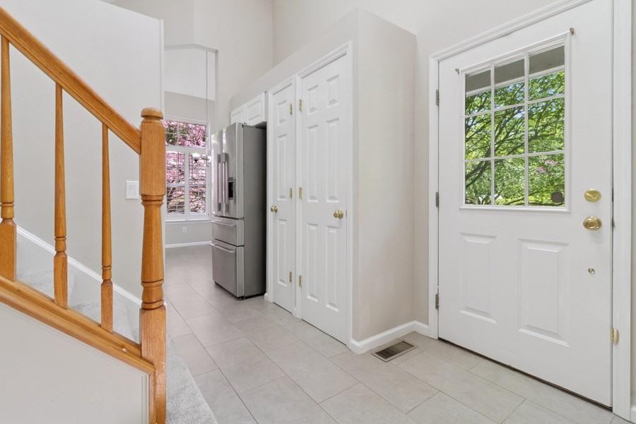 11 Pond View Lane, Ossining, New York image 4