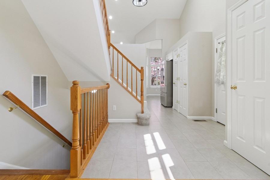11 Pond View Lane, Ossining, New York image 5