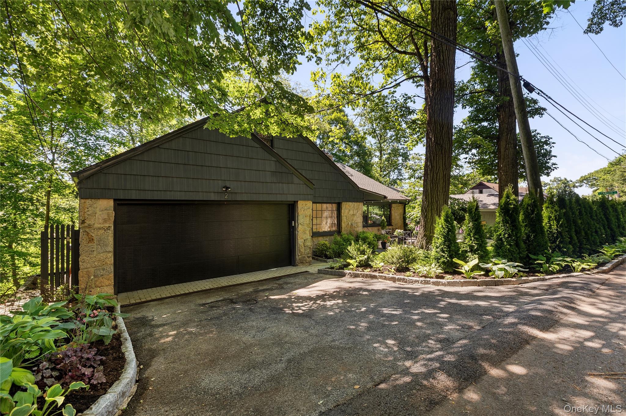 2 Sherwood Place