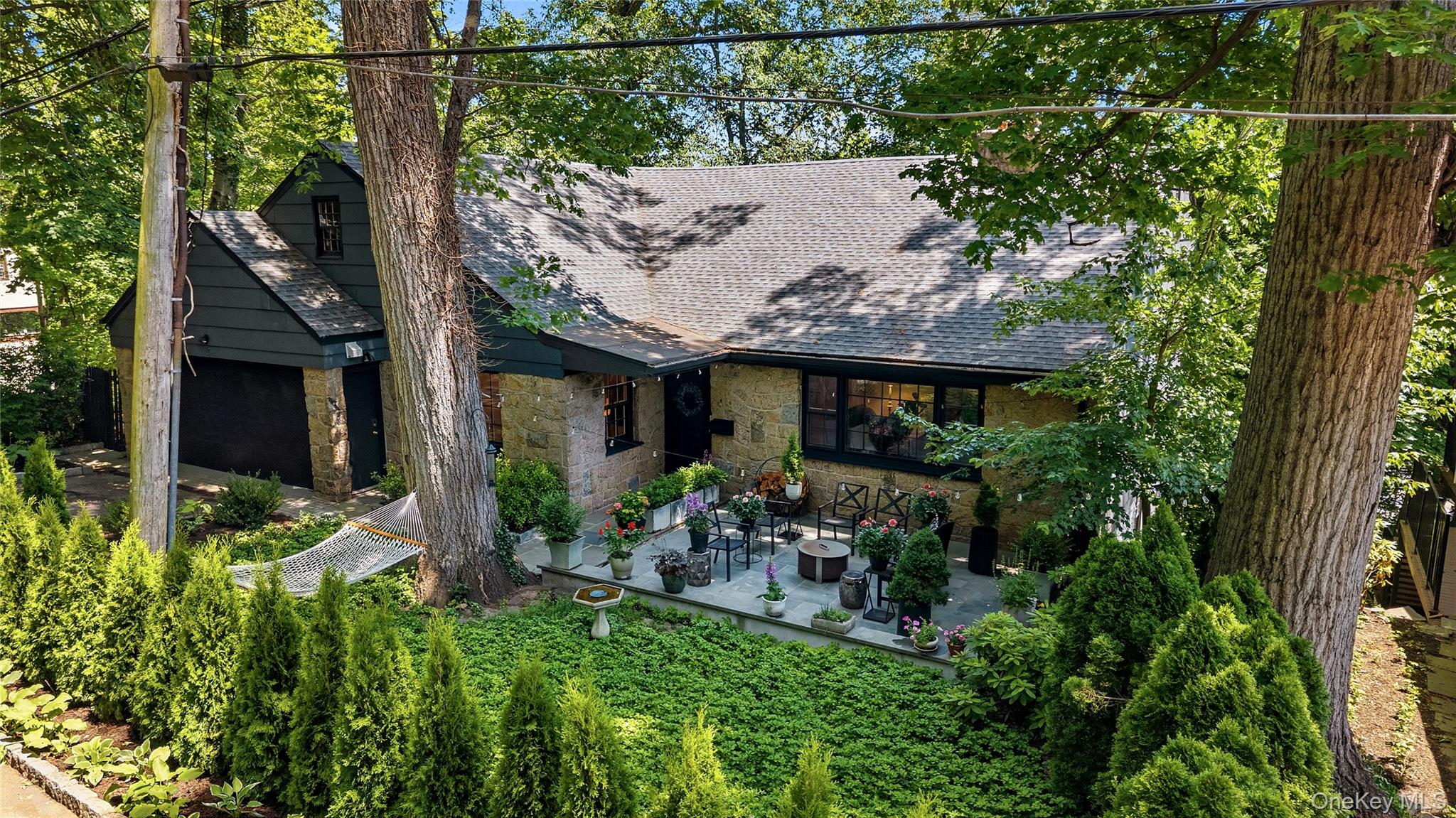 2 Sherwood Place