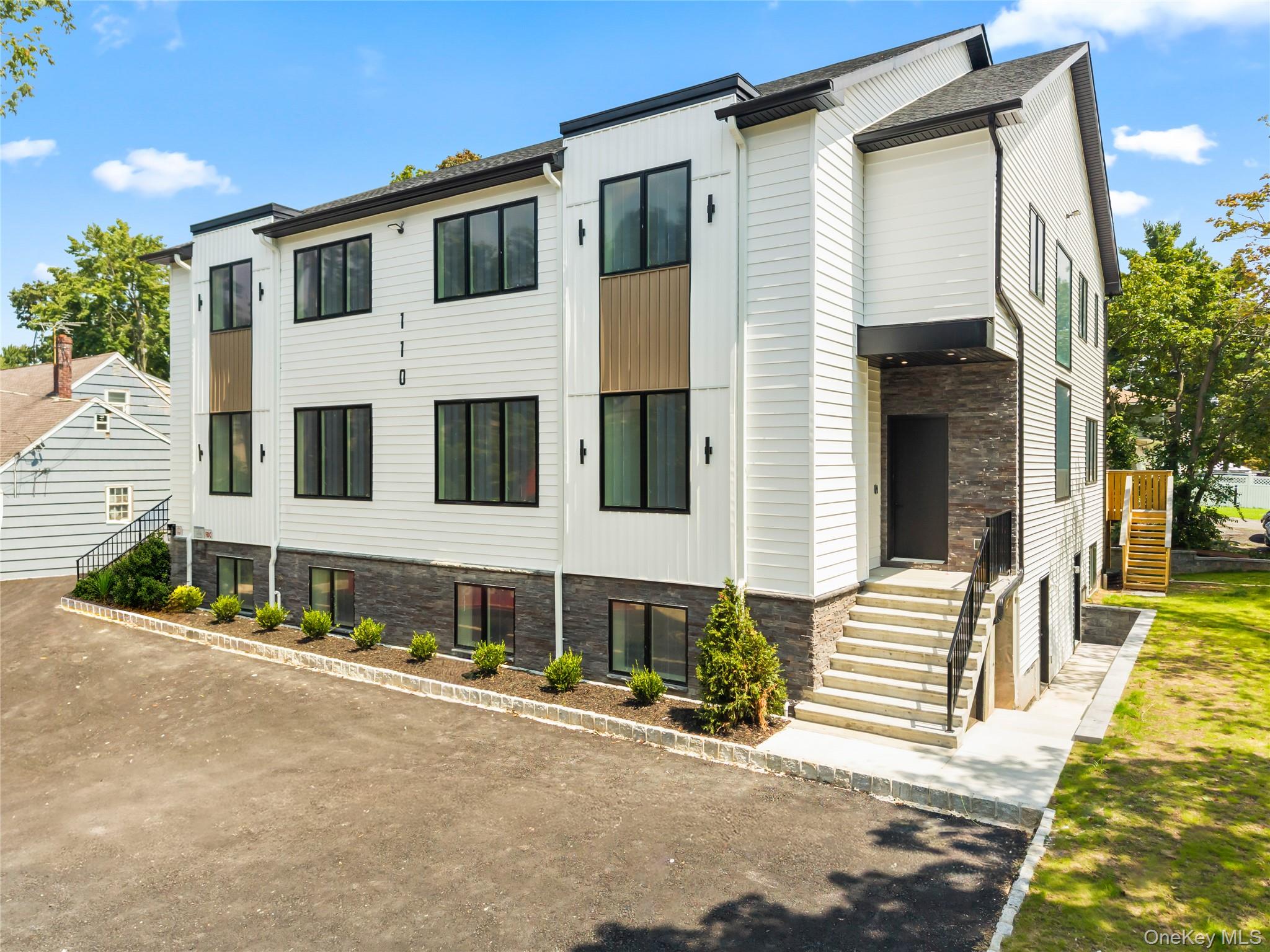 110 Fairview Avenue #202