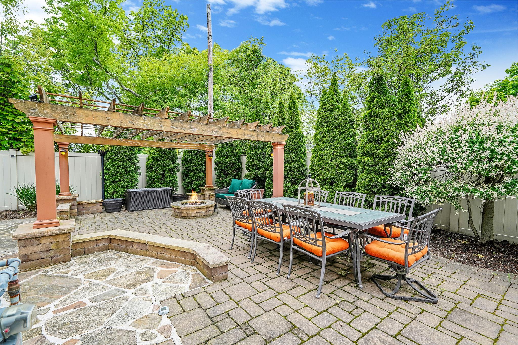 2 Burnett Avenue, Bay Shore, New York image 22