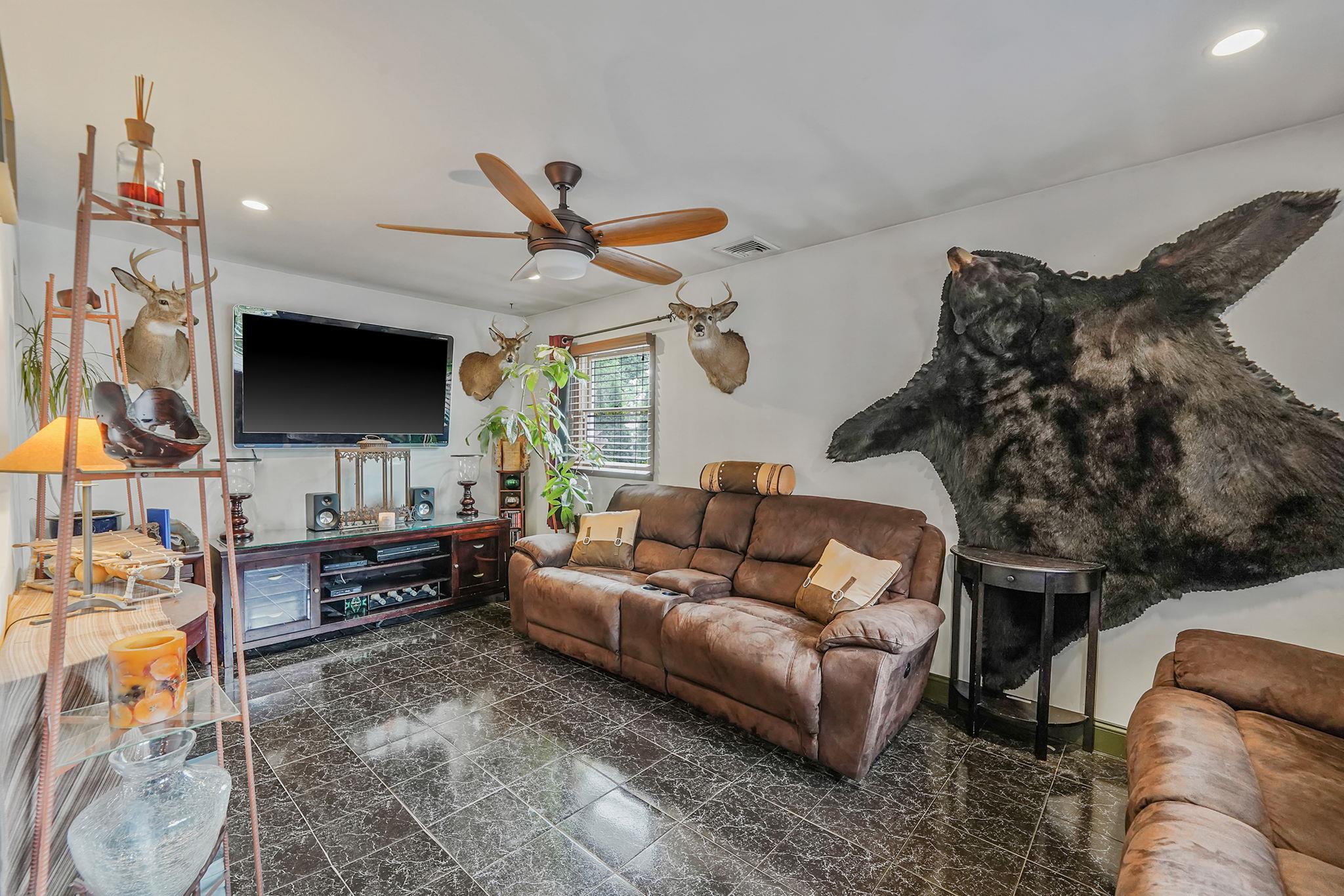 2 Burnett Avenue, Bay Shore, New York image 3