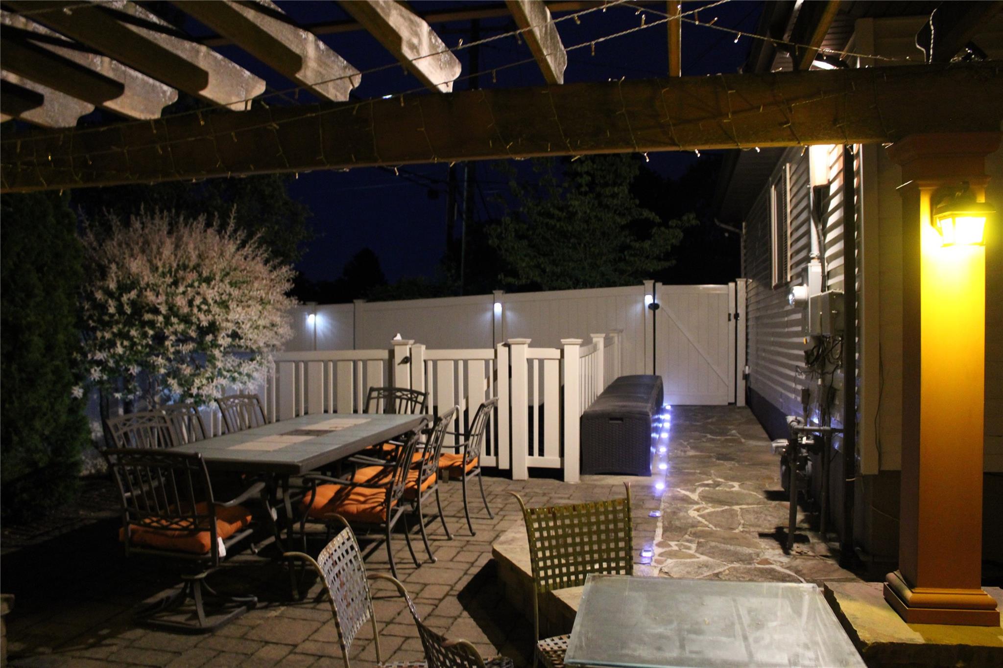 2 Burnett Avenue, Bay Shore, New York image 32