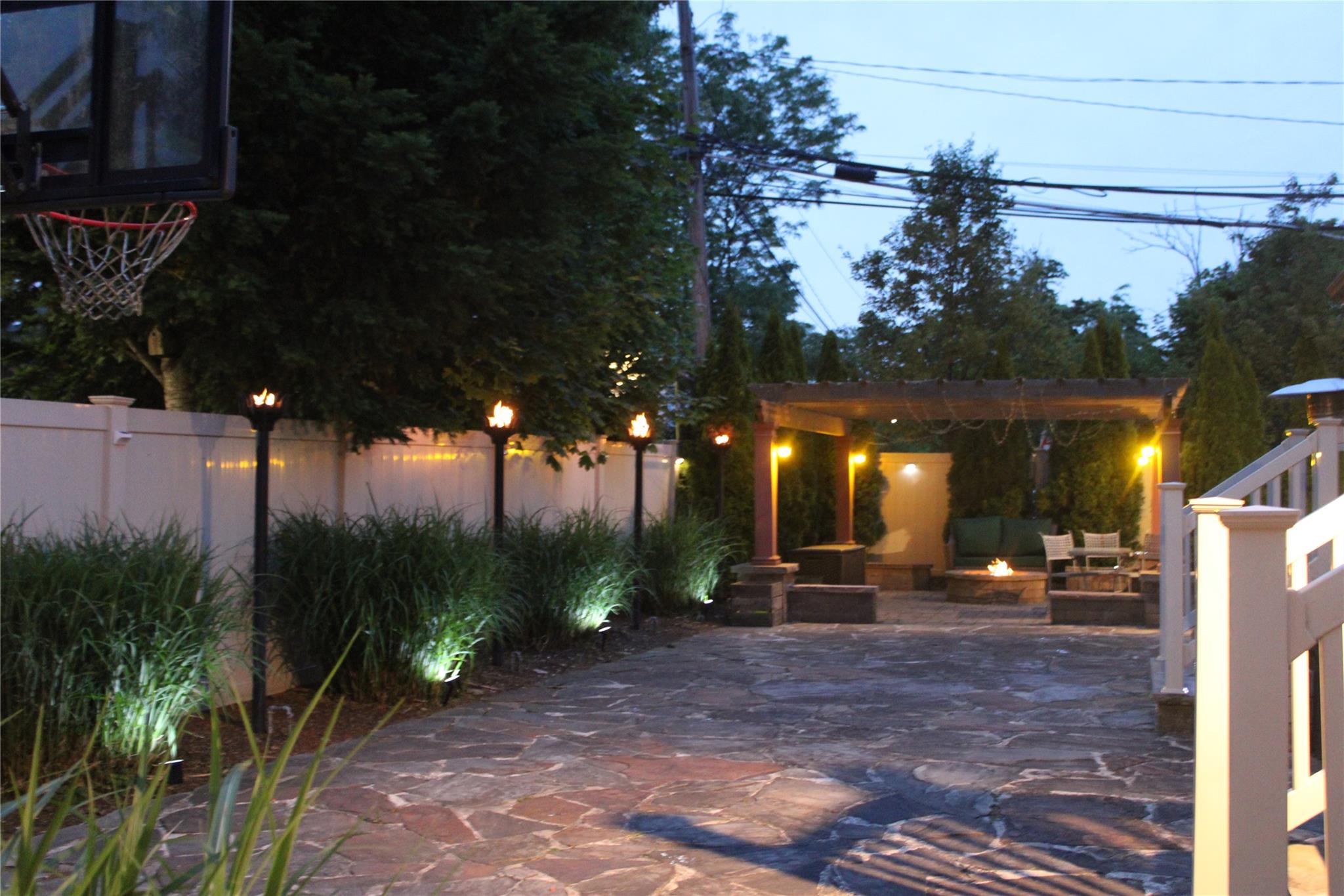 2 Burnett Avenue, Bay Shore, New York image 26