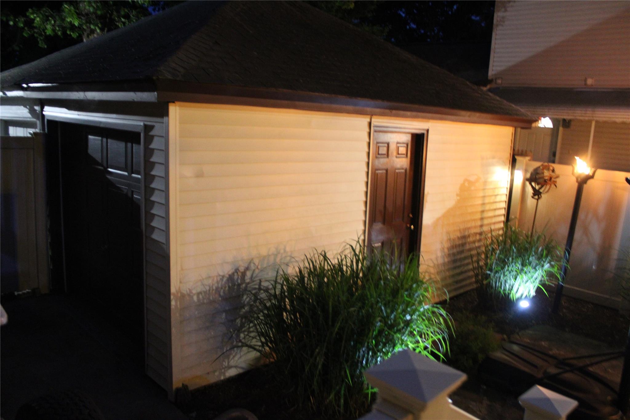 2 Burnett Avenue, Bay Shore, New York image 30