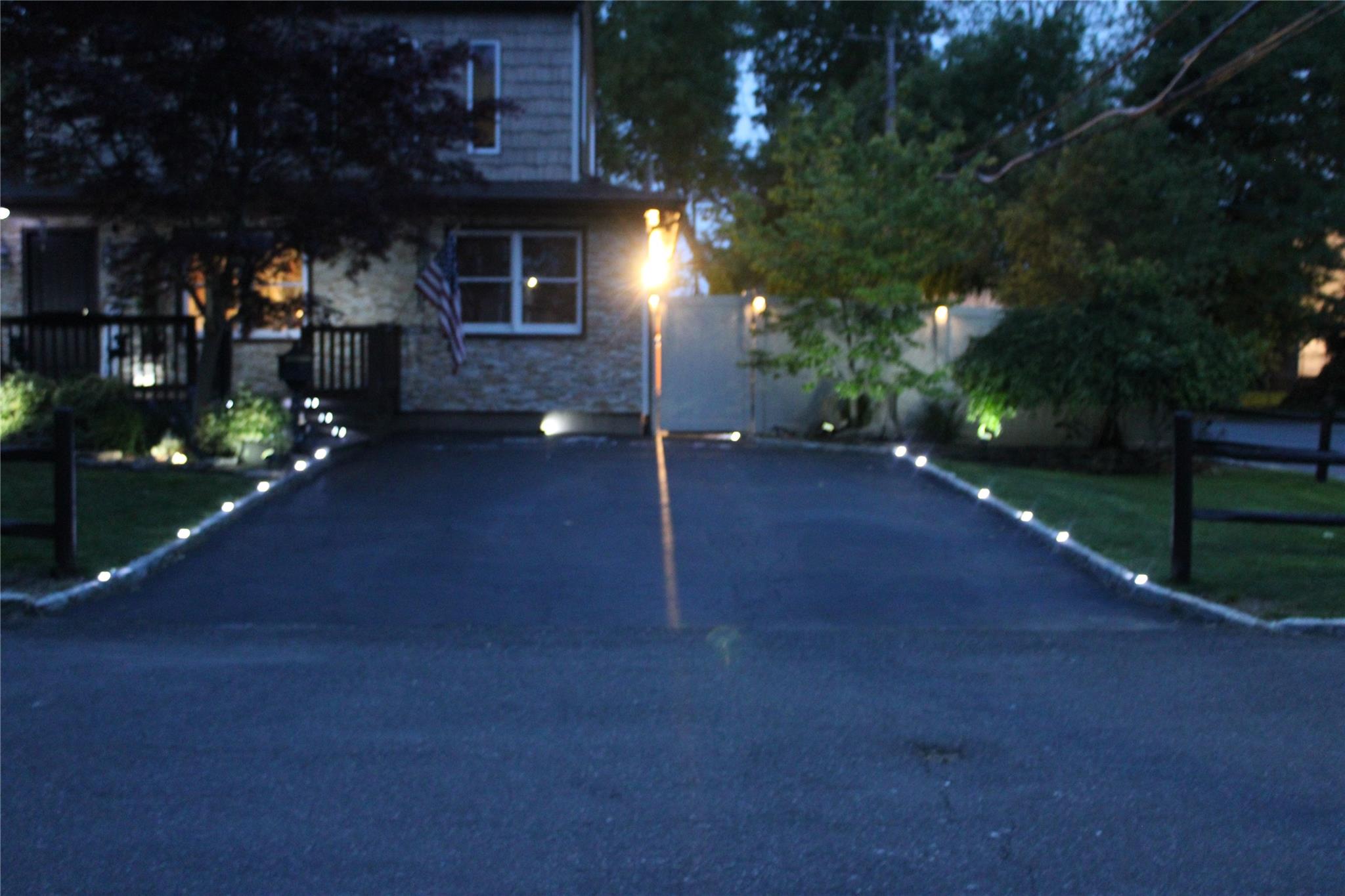 2 Burnett Avenue, Bay Shore, New York image 24