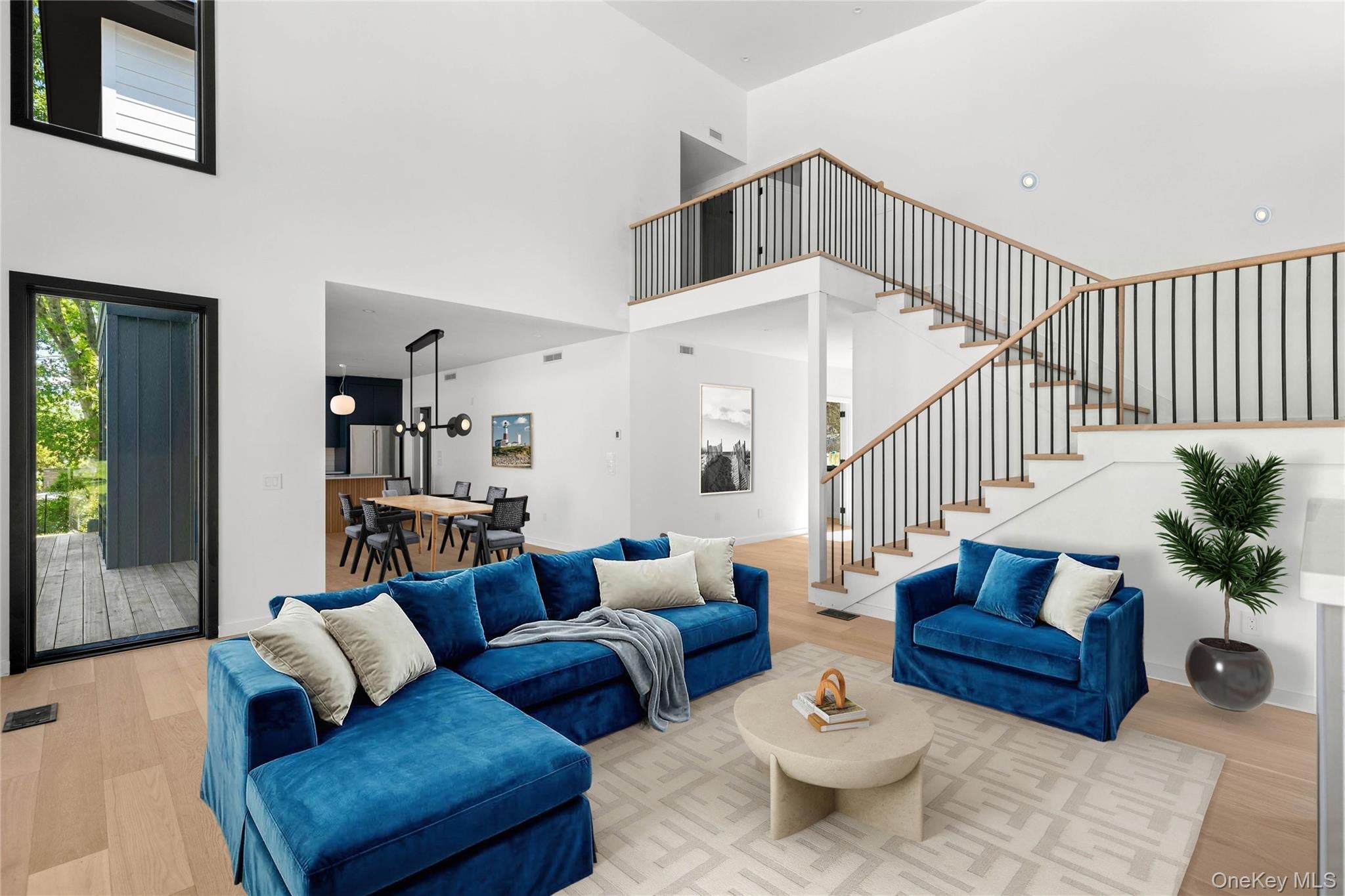 25 S Duncan Drive