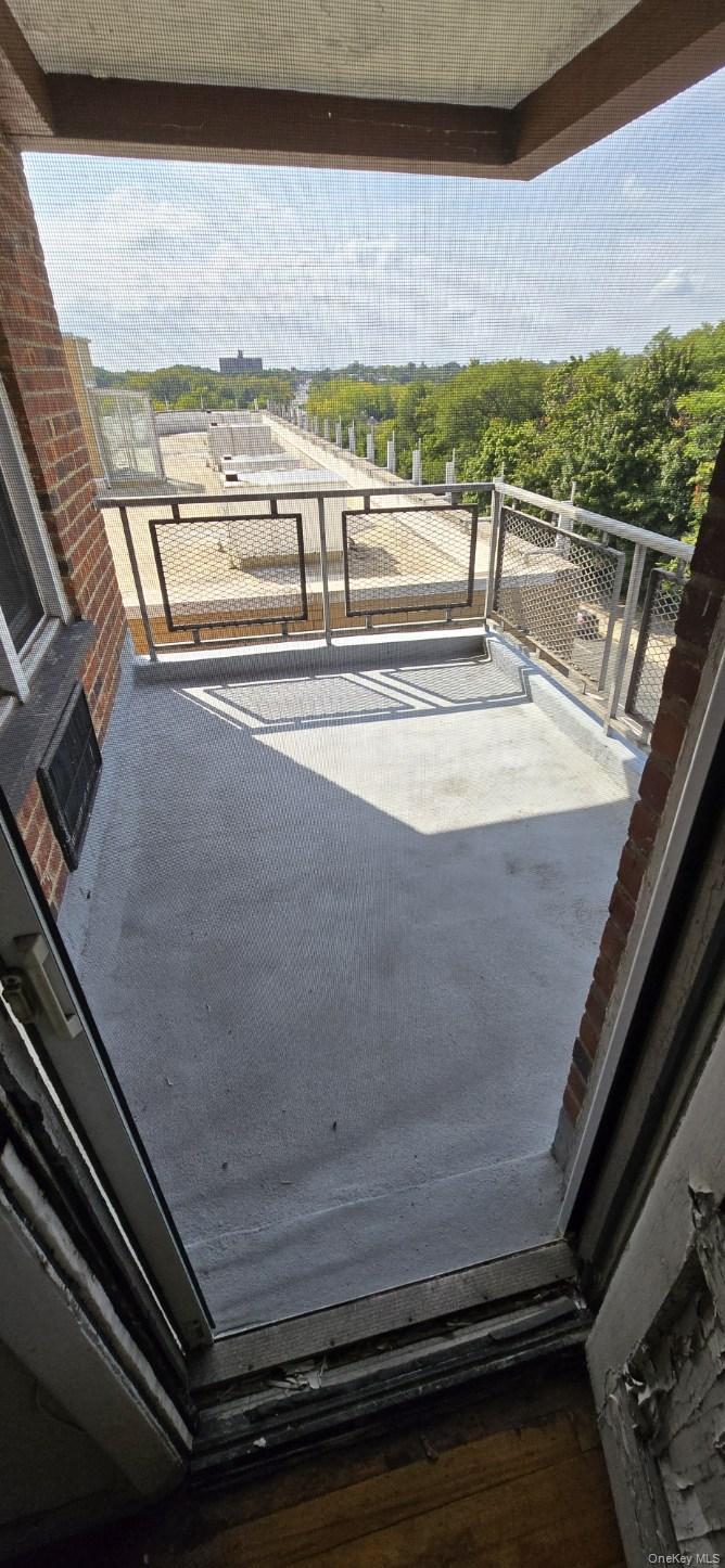 24120 Northern Boulevard 4C