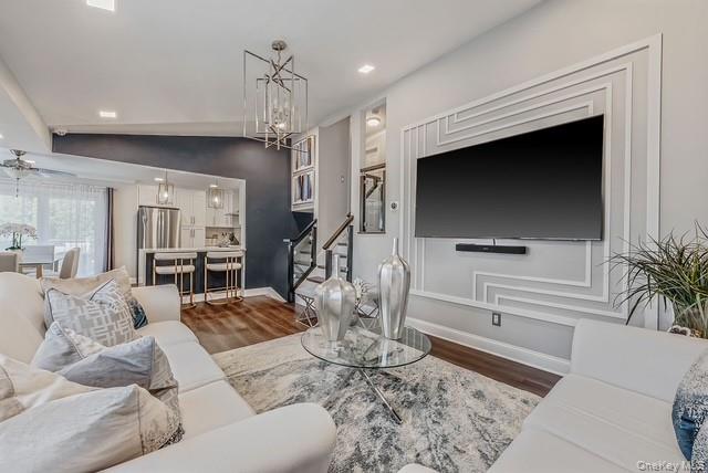 581 Roosevelt Avenue