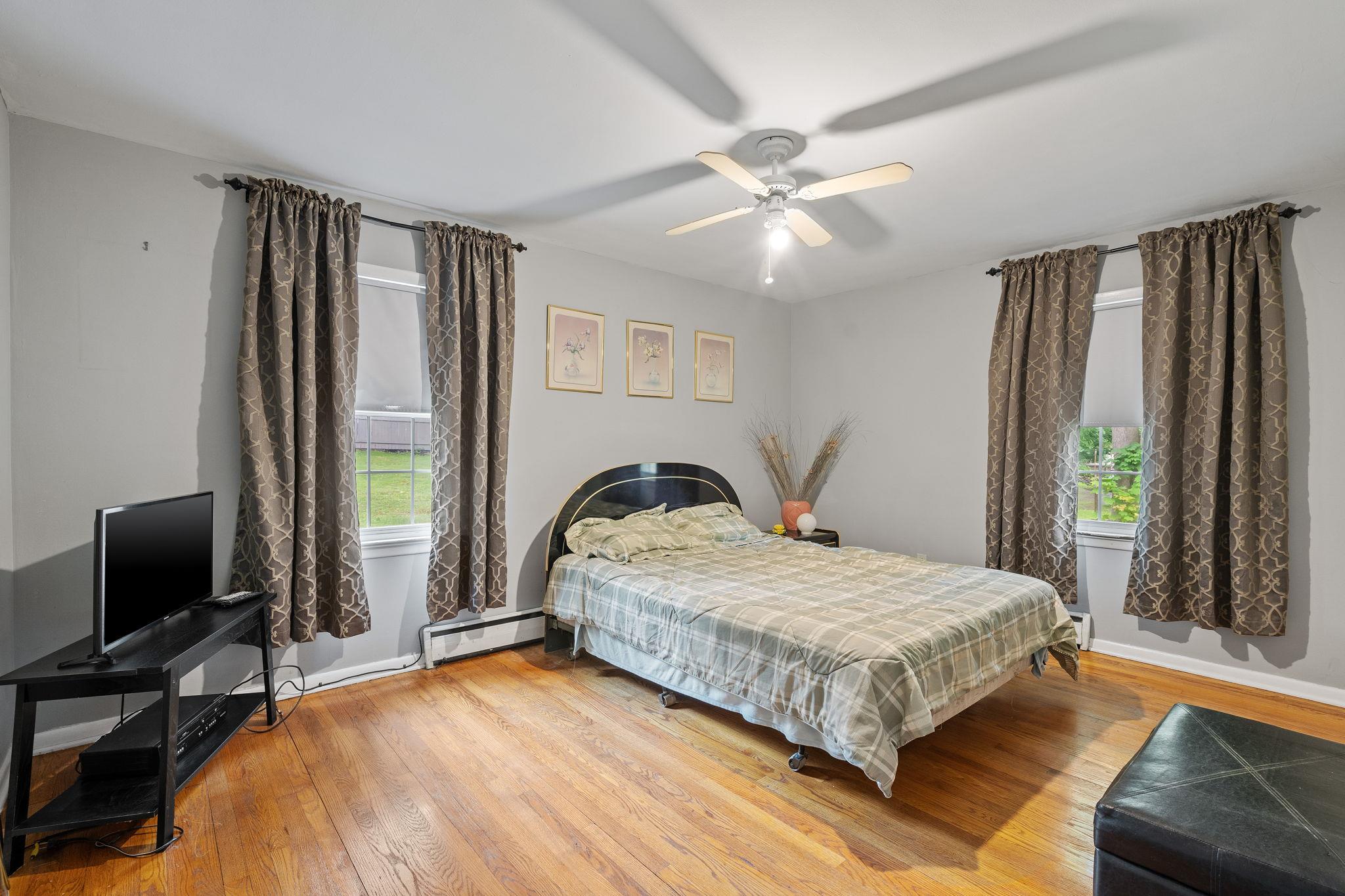 73 Merline Avenue, New Windsor, New York image 13