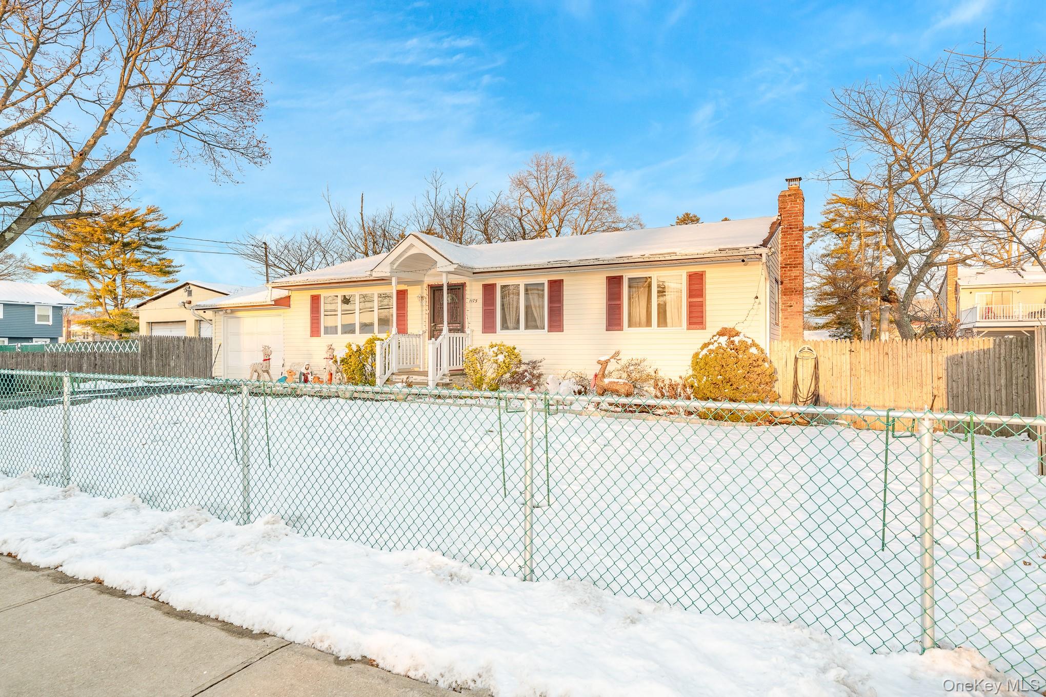 1175 Little East Neck Road