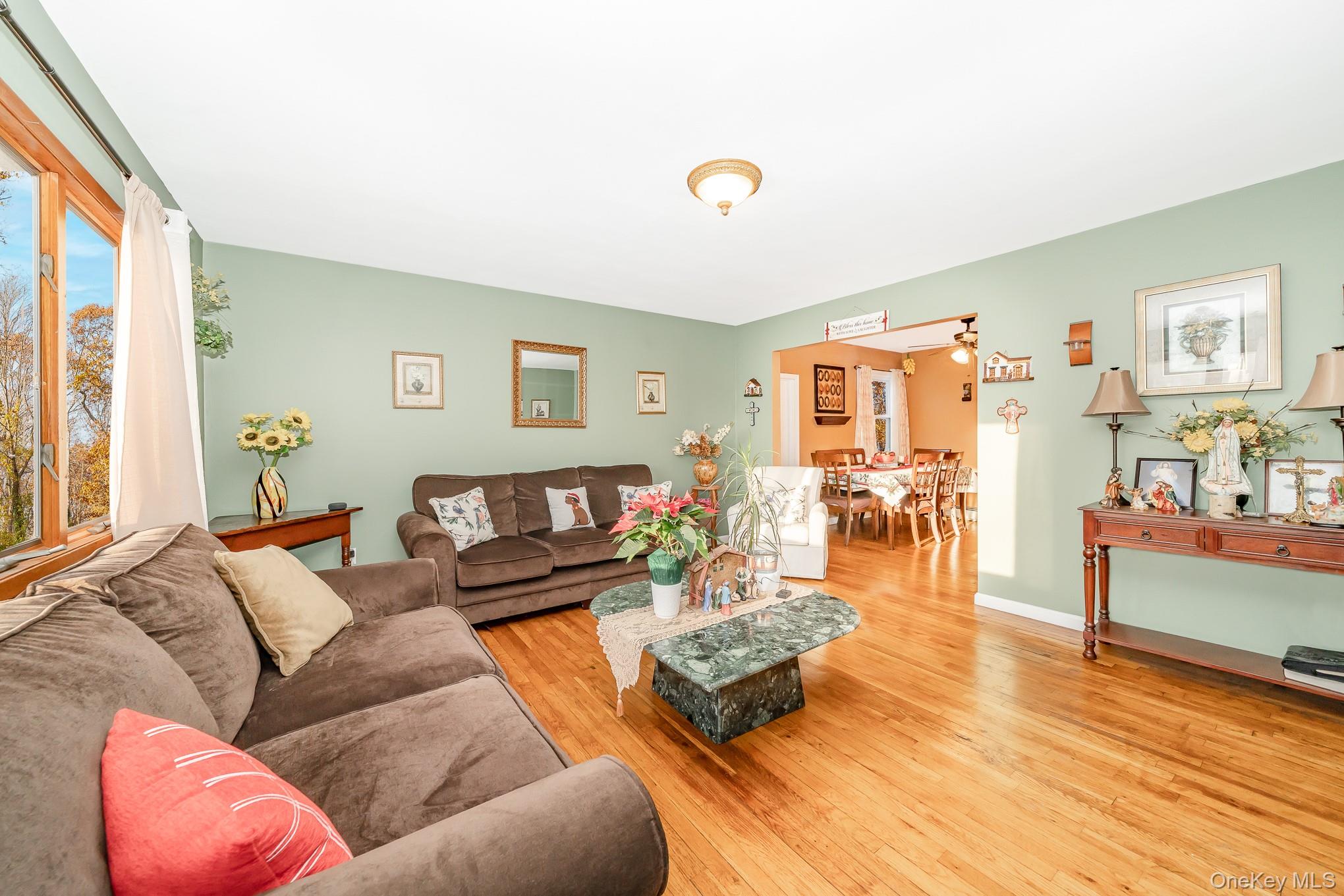 1175 Little East Neck Road