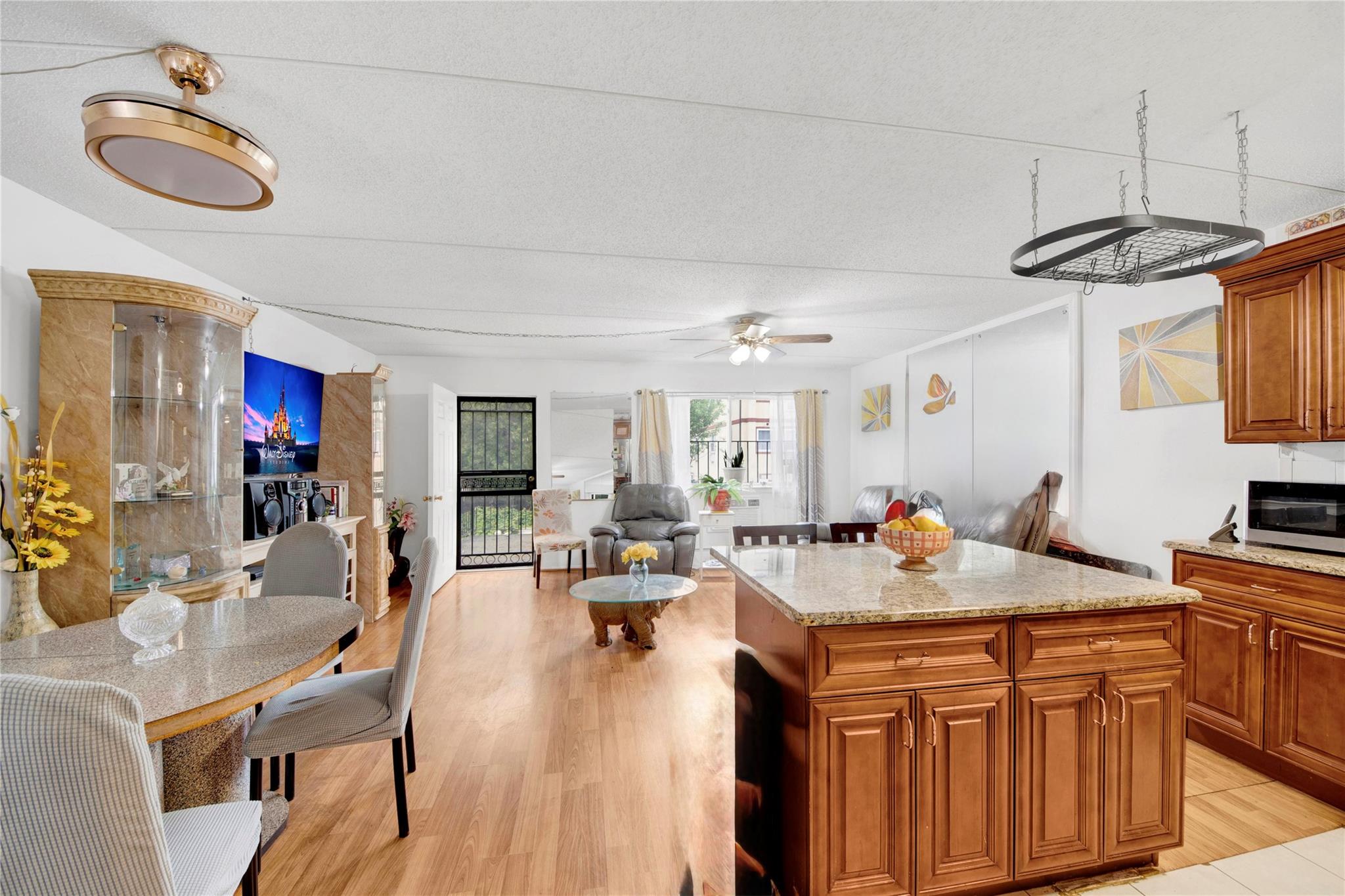 643 Underhill Avenue