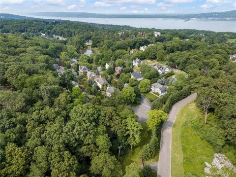 Vacant Land For Sale - 98 Roundabend Road<br/> Tarrytown, NY 10591
