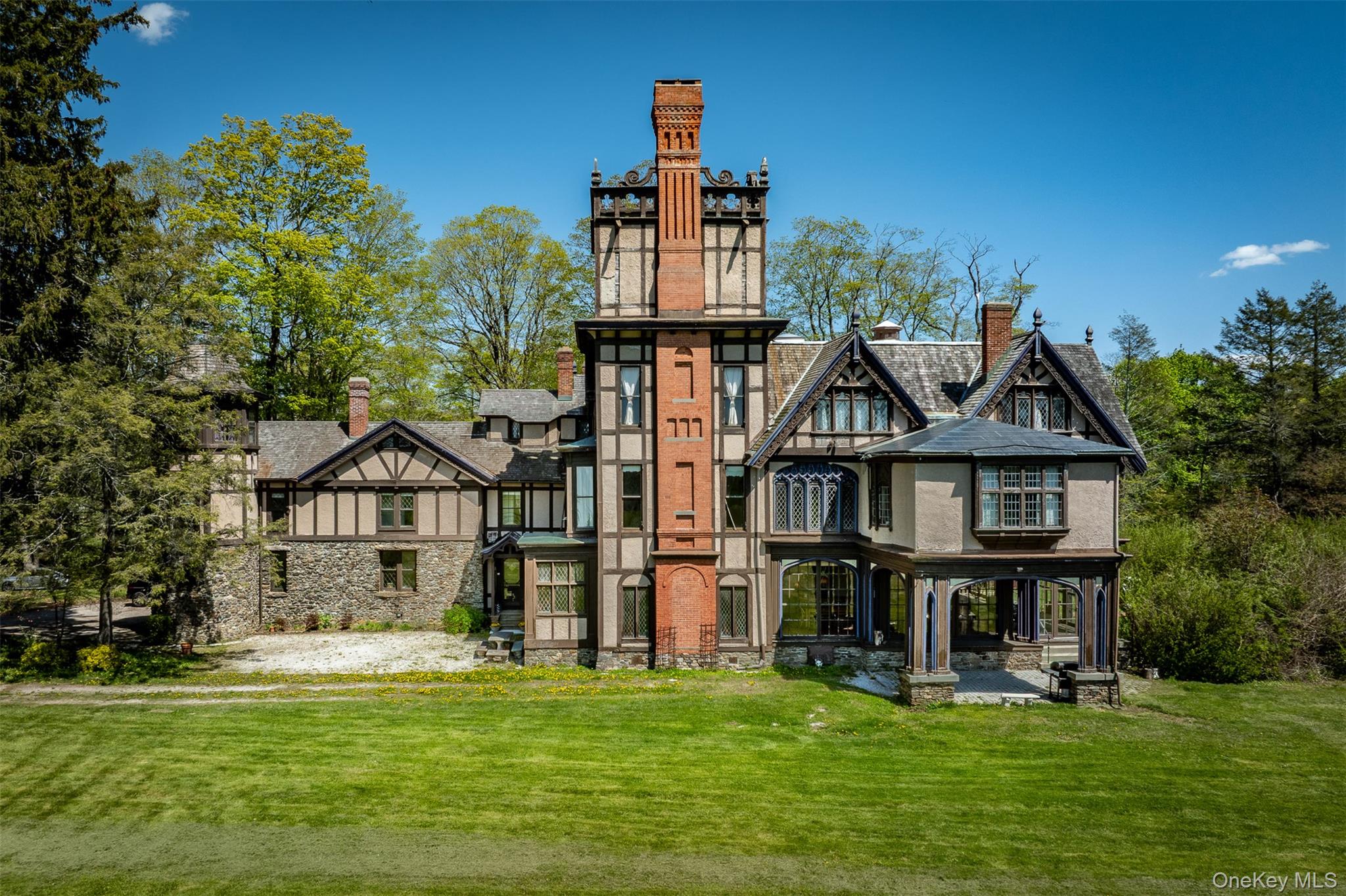 618 Quaker Hill Road