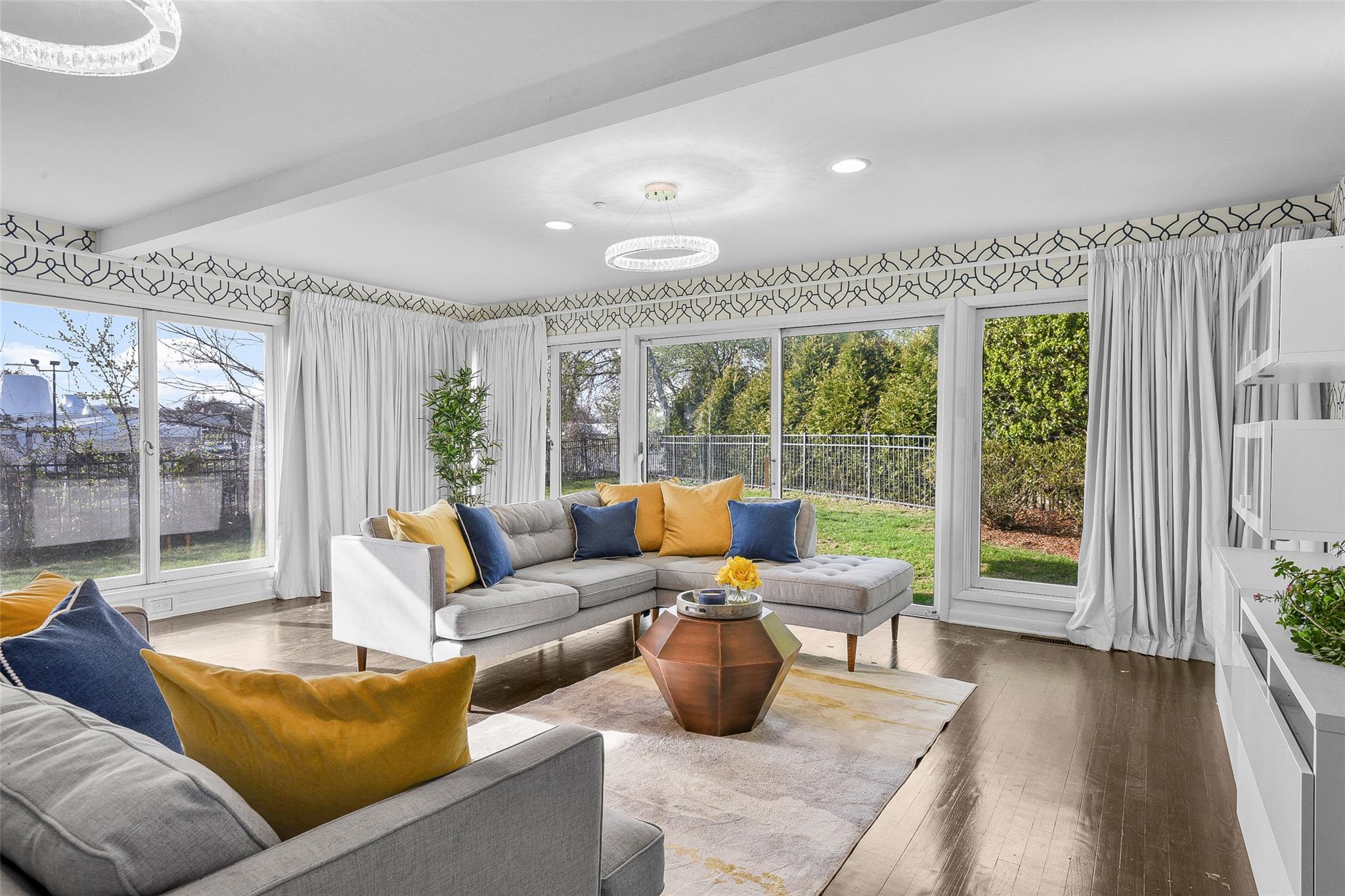 705 The Crescent, Mamaroneck, New York image 18