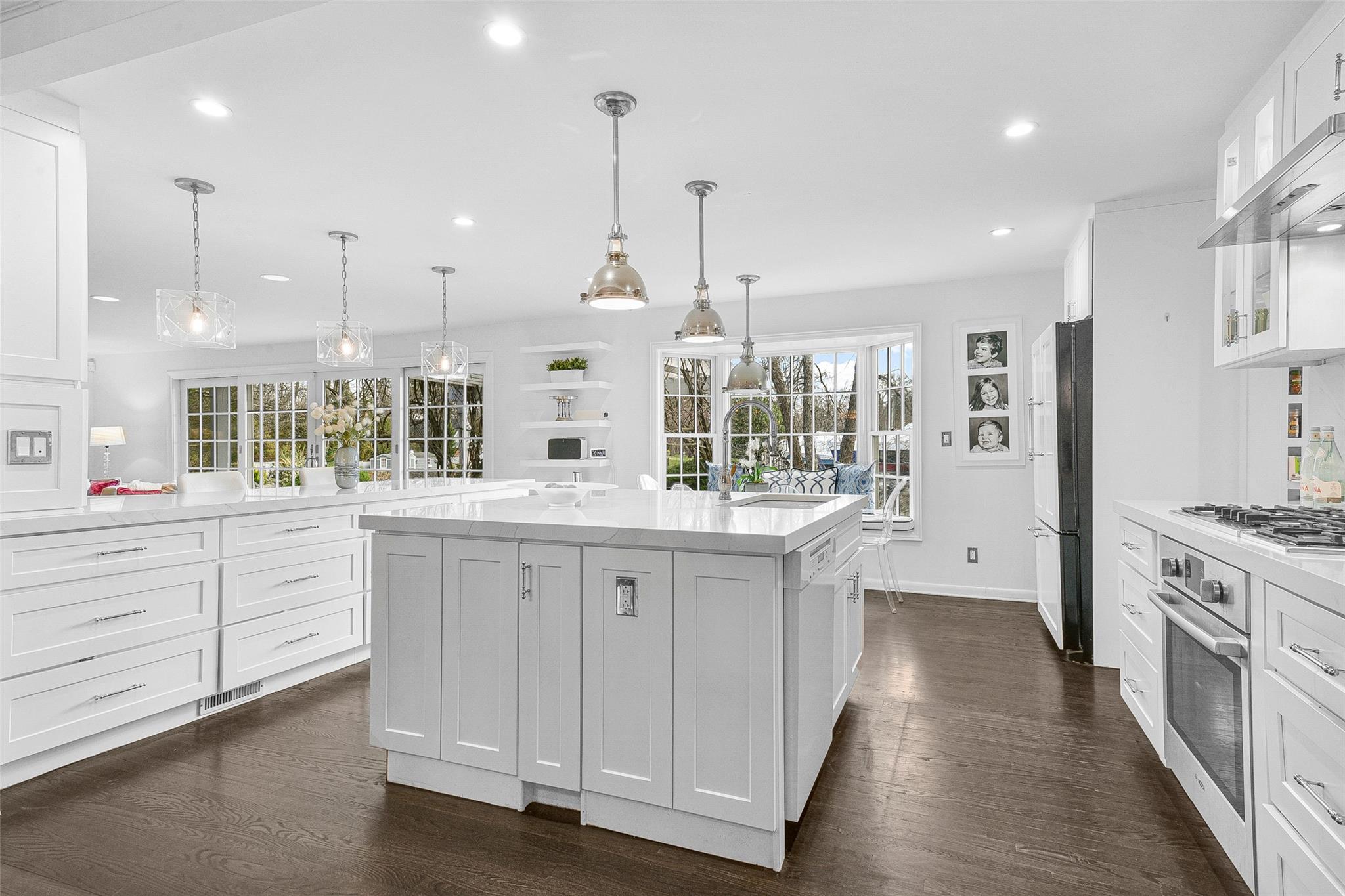 705 The Crescent, Mamaroneck, New York image 9