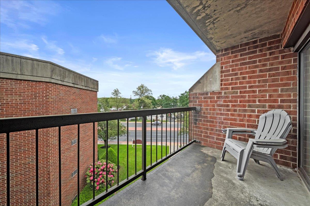 380 Fulton Street #E3, Farmingdale, New York image 14