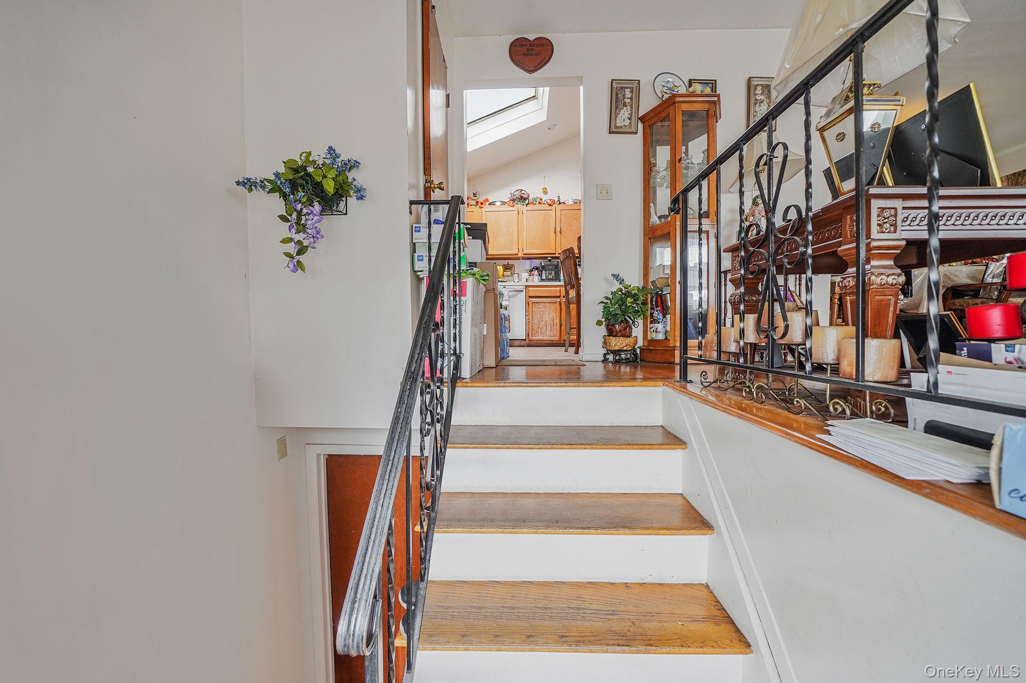 3 Tompkins Place