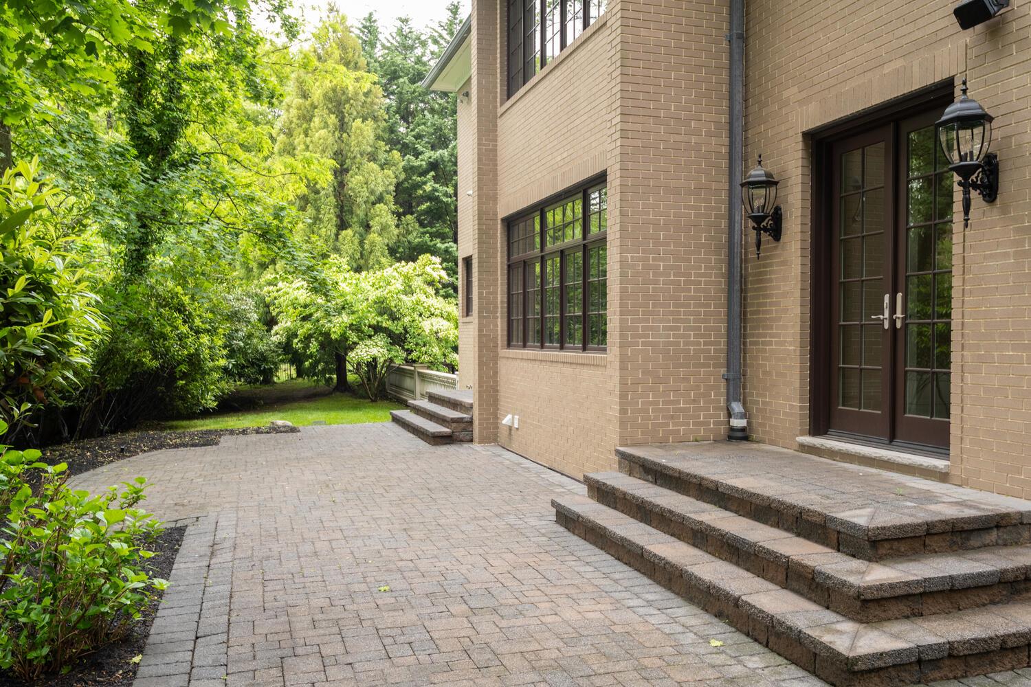 30A Shelter Rock Road, Manhasset, New York image 34