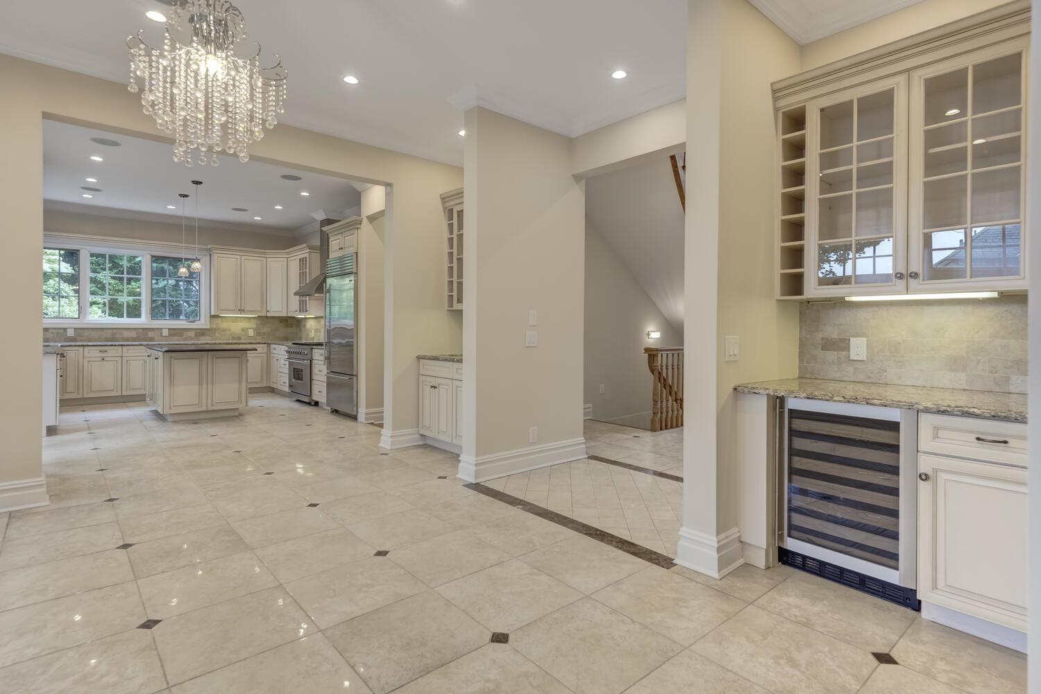 30A Shelter Rock Road, Manhasset, New York image 15