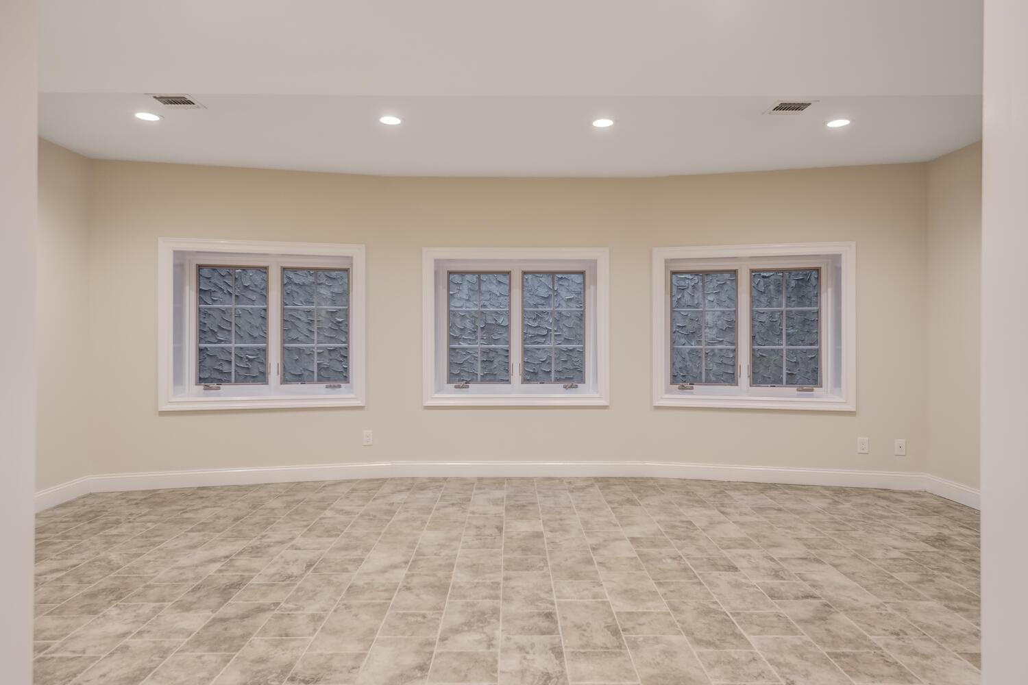 30A Shelter Rock Road, Manhasset, New York image 29
