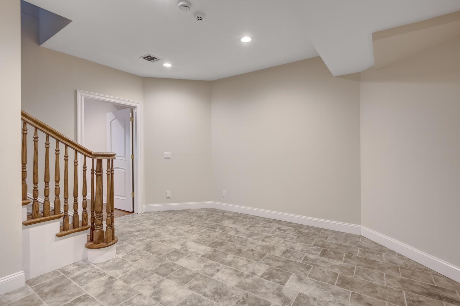 30A Shelter Rock Road, Manhasset, New York image 27