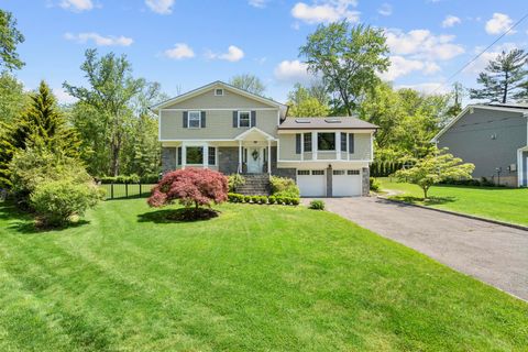 12 Cherry Lane Scarsdale NY 10583