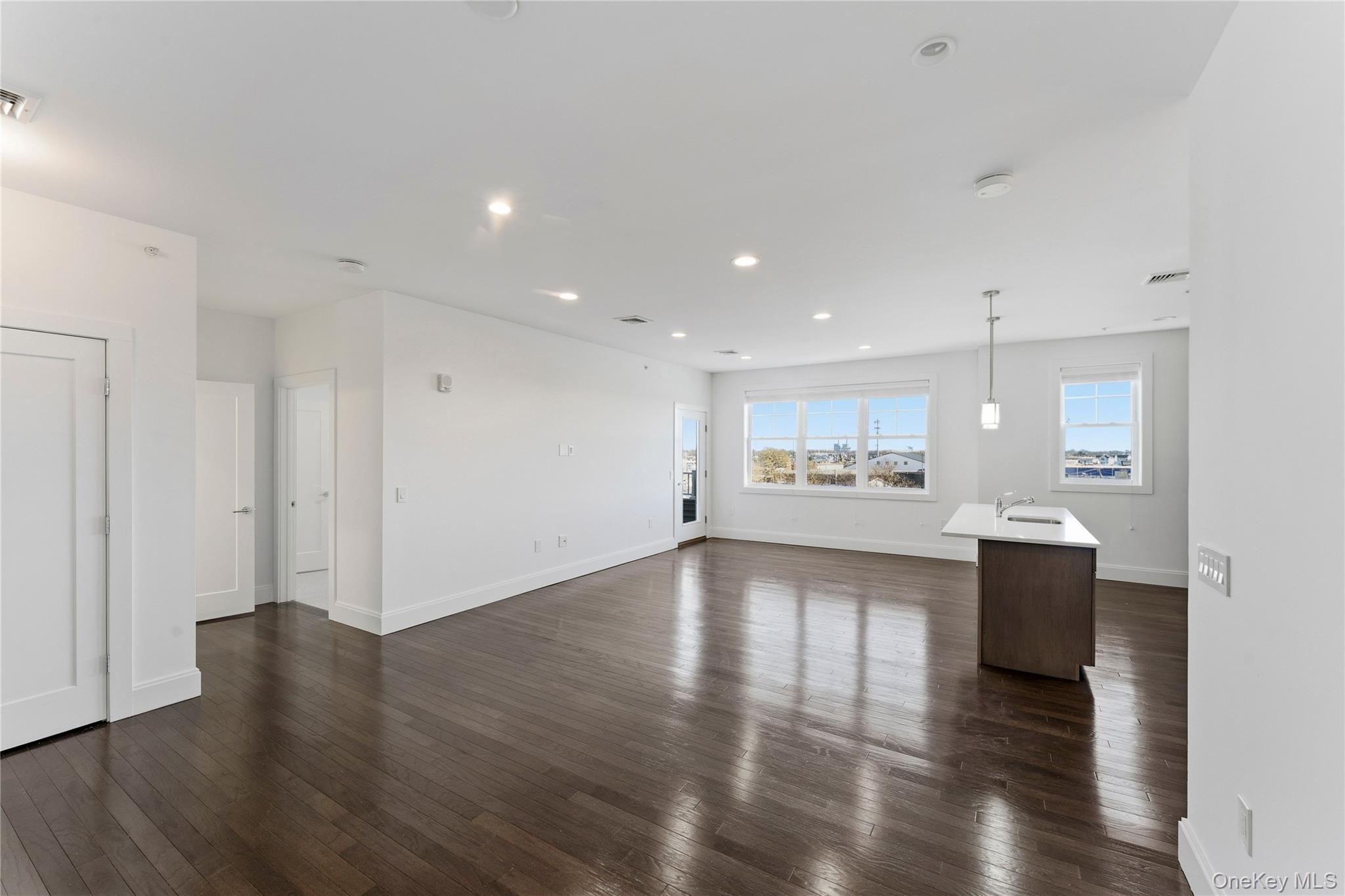 237 Marina Pointe Drive 237