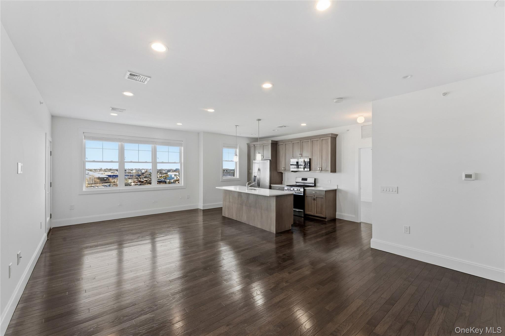 237 Marina Pointe Drive 237