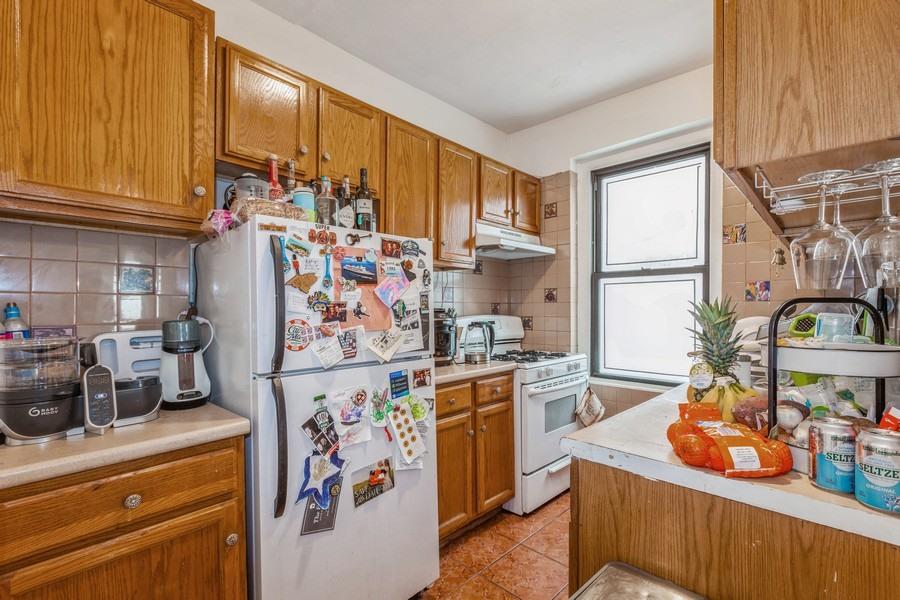 2177 33rd Street St #1A, Astoria, New York image 3