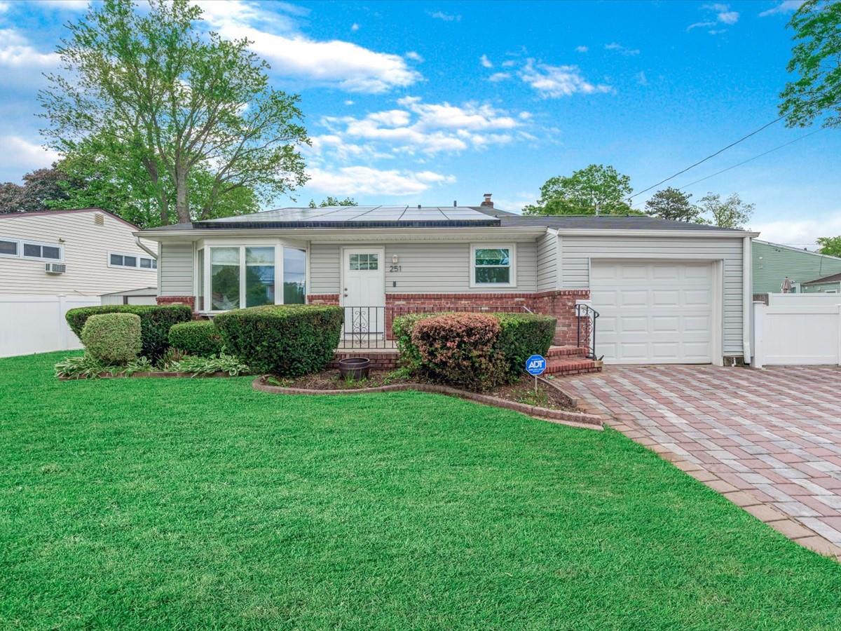 251 Woods Road