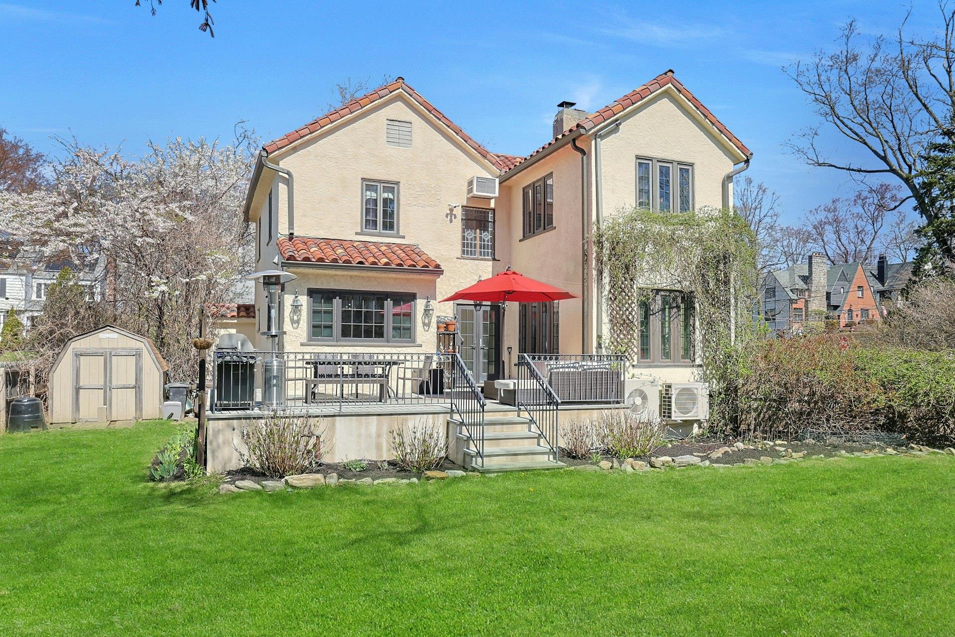 224 Storer Avenue, New Rochelle, New York image 39