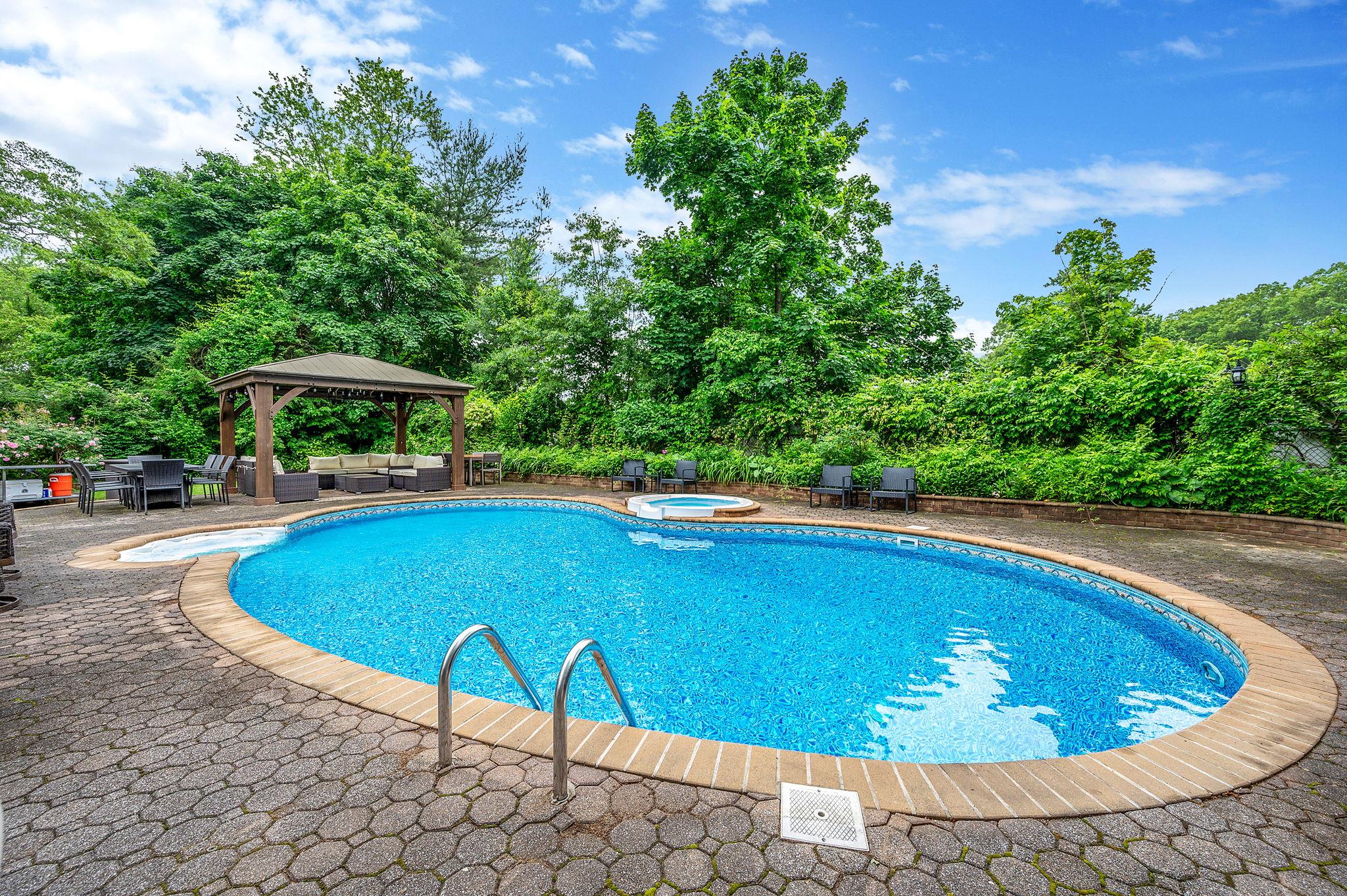 29 Barrington Drive