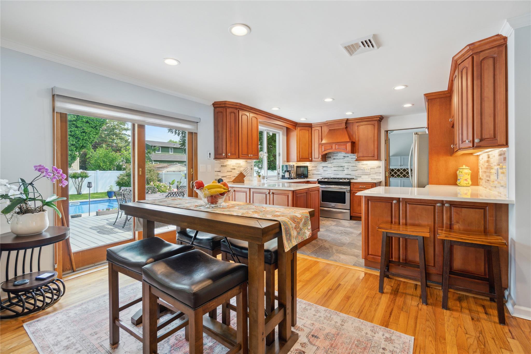309 George Street, West Islip, New York image 15