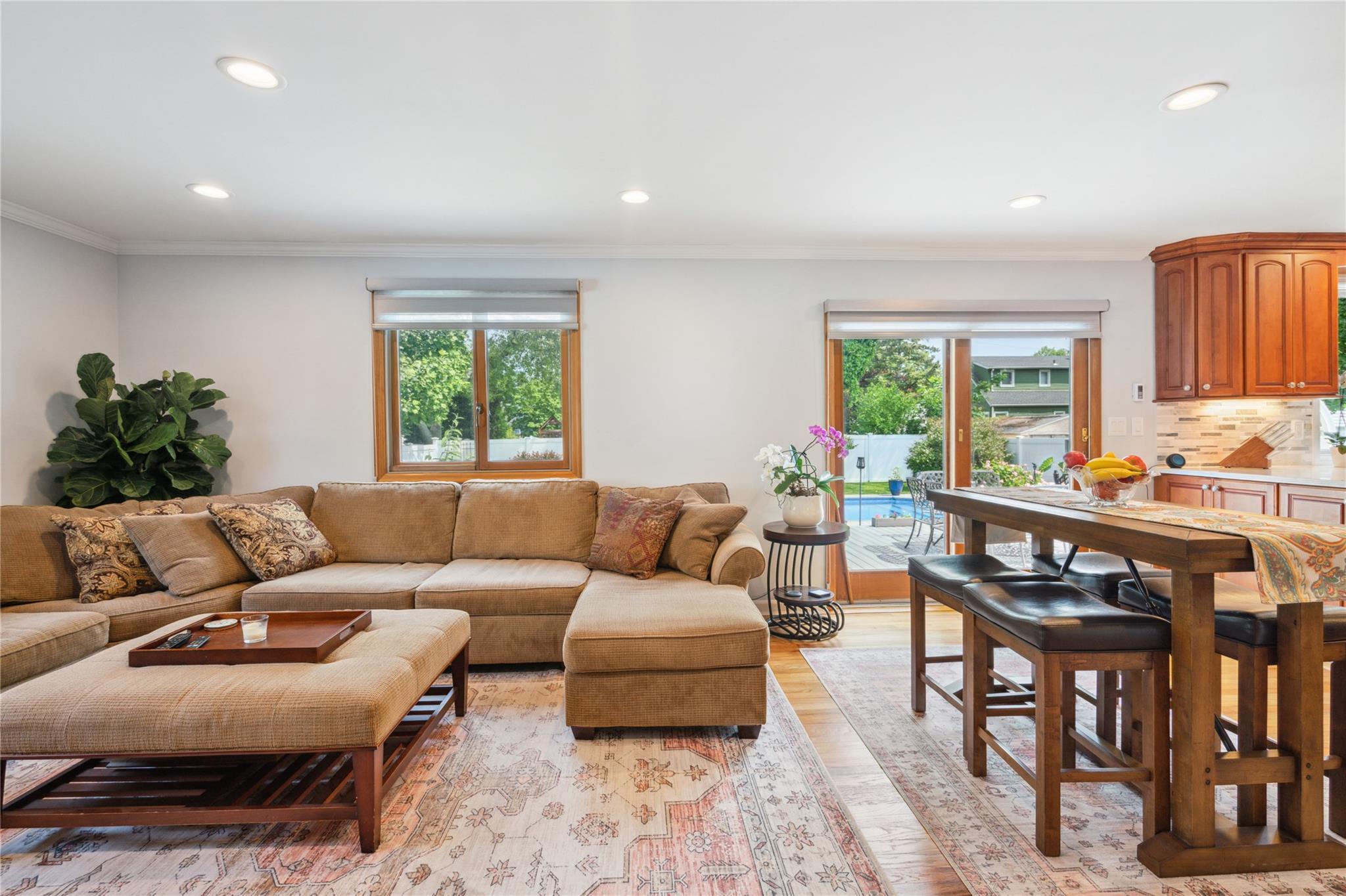 309 George Street, West Islip, New York image 23