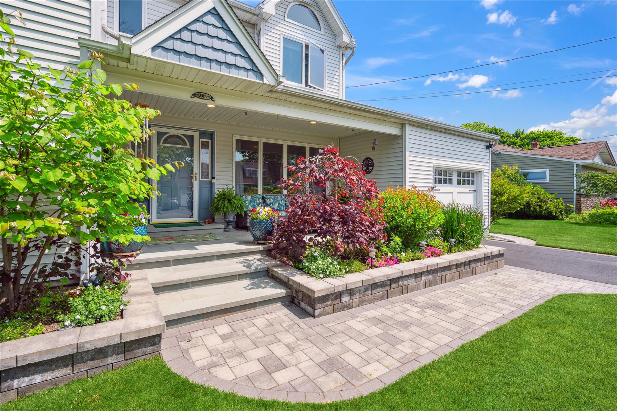 309 George Street, West Islip, New York image 5