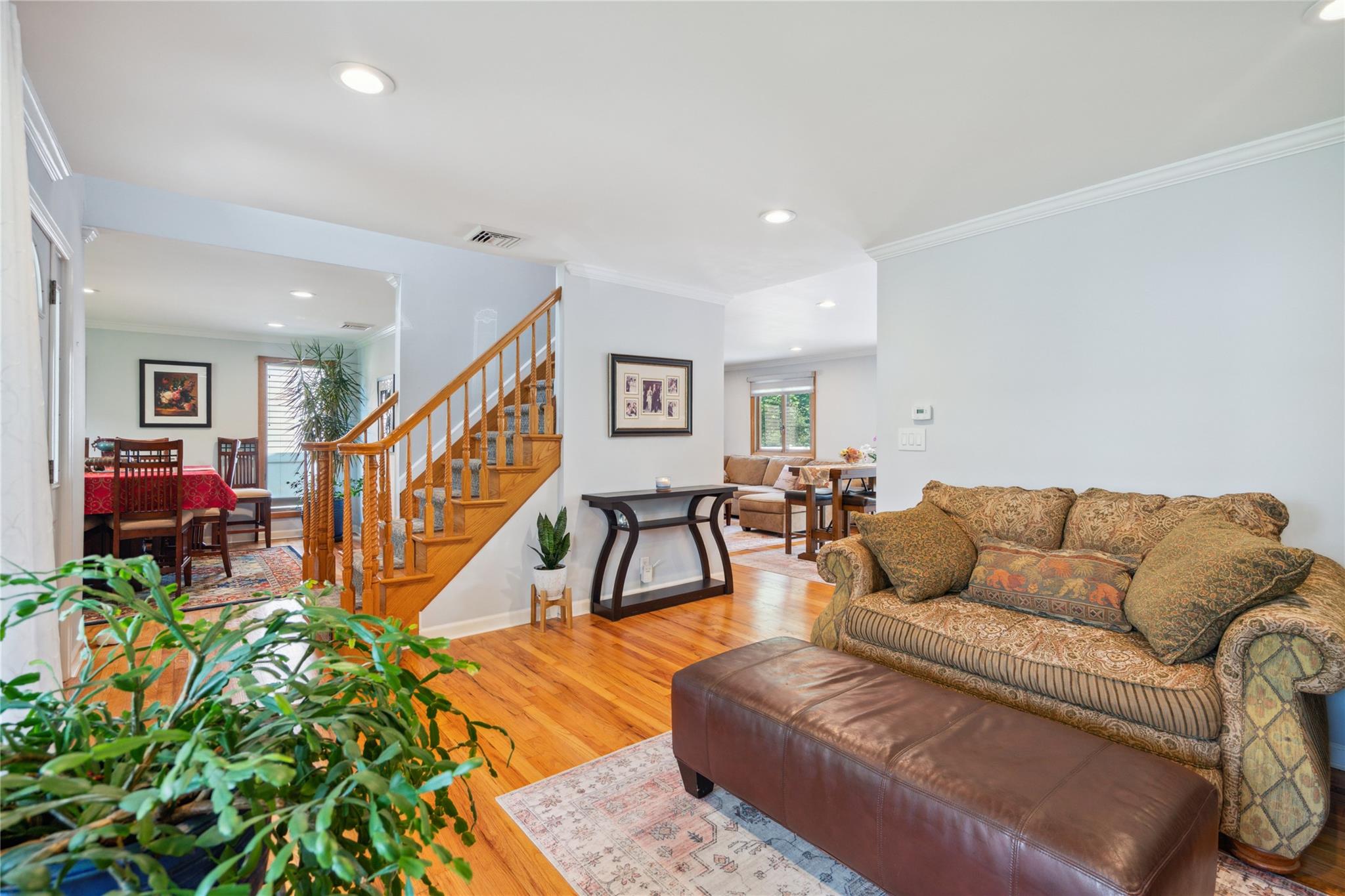 309 George Street, West Islip, New York image 8