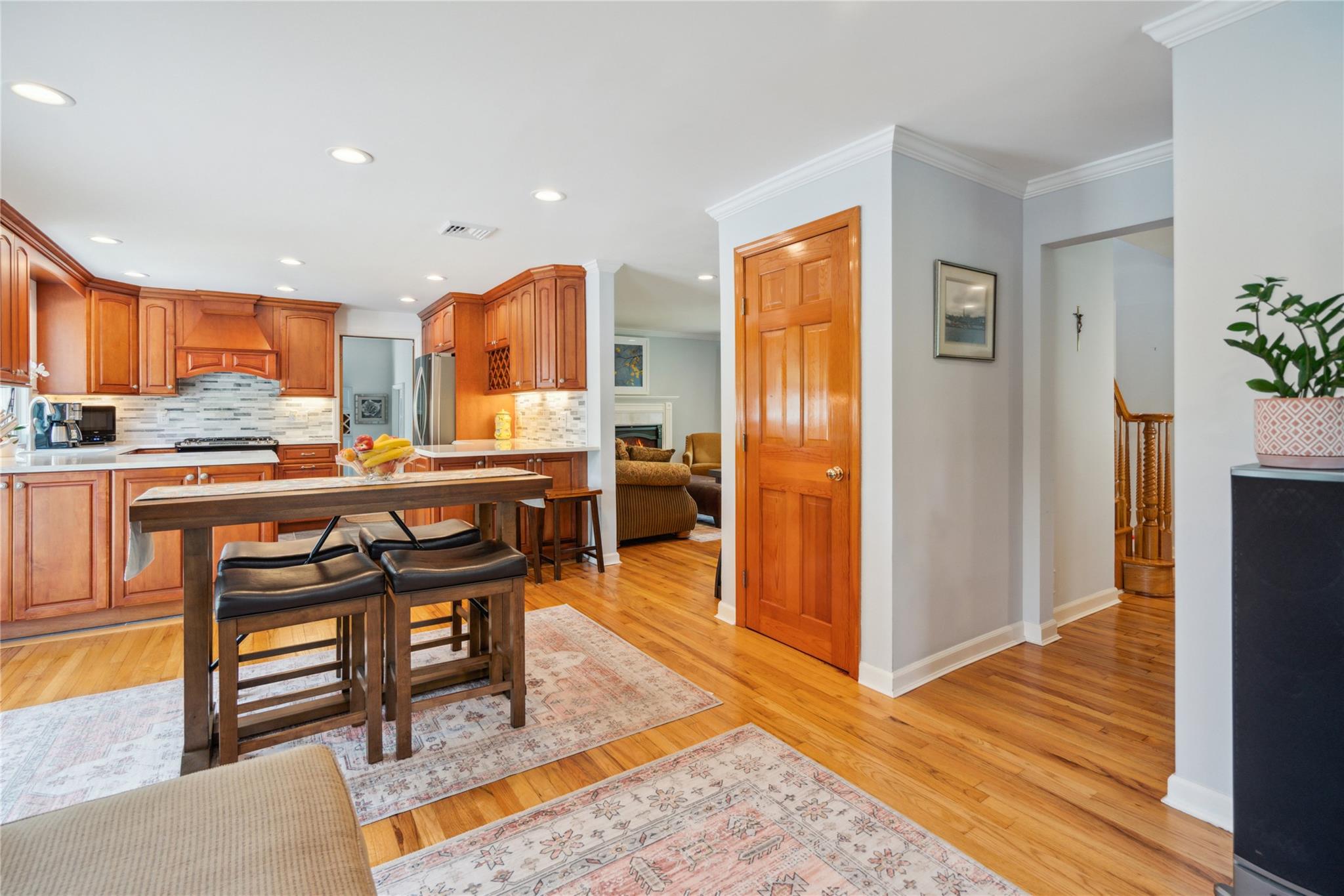 309 George Street, West Islip, New York image 13