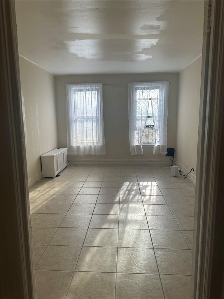 2922 Barnes Avenue 6E