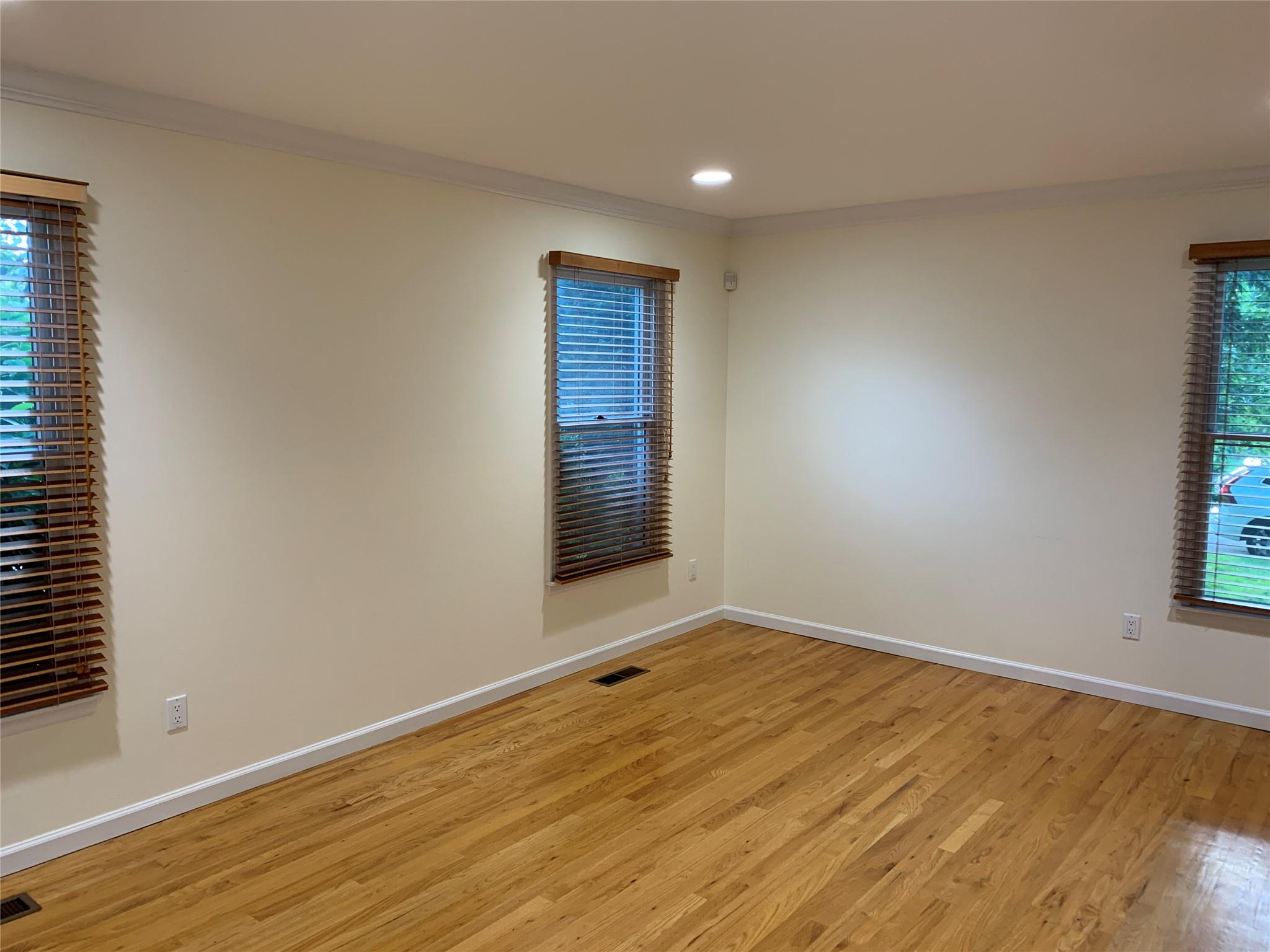 243 Boulevard