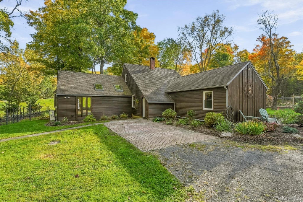 Photo of 85 Foster Road, Middletown, NY 10941 (MLS # 1063290)