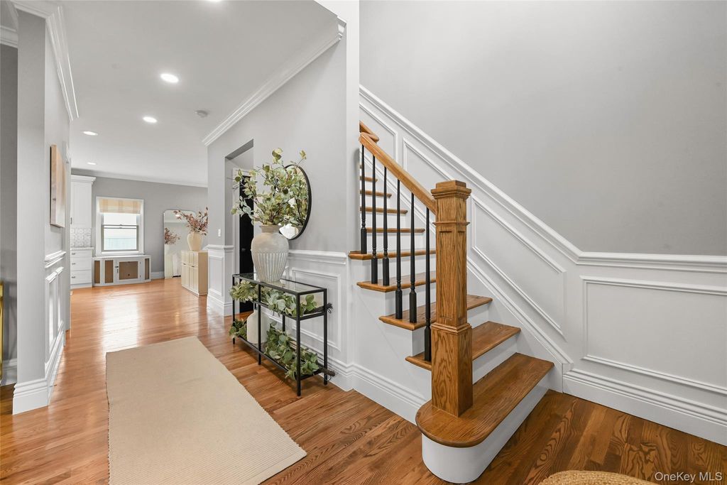 Photo of 70 Connecticut Avenue, Massapequa, NY 11758 (MLS # 977830)