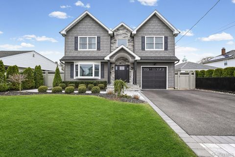 70 Connecticut Avenue Massapequa NY 11758