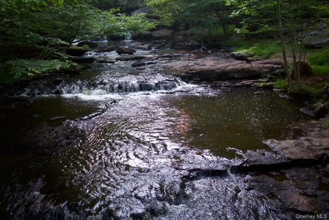 34 N Mohican Trail N
