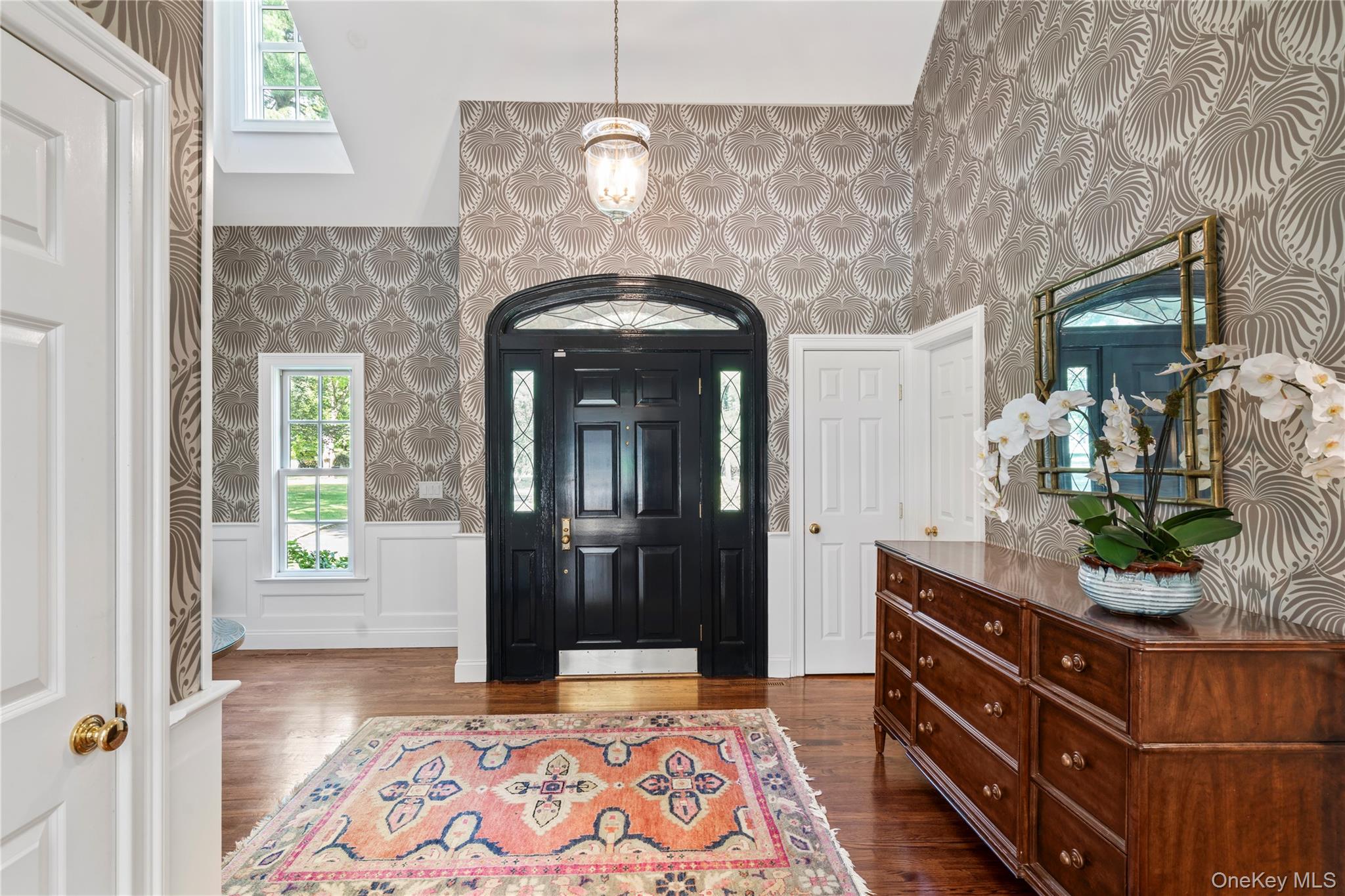 10 Middle Hollow Road