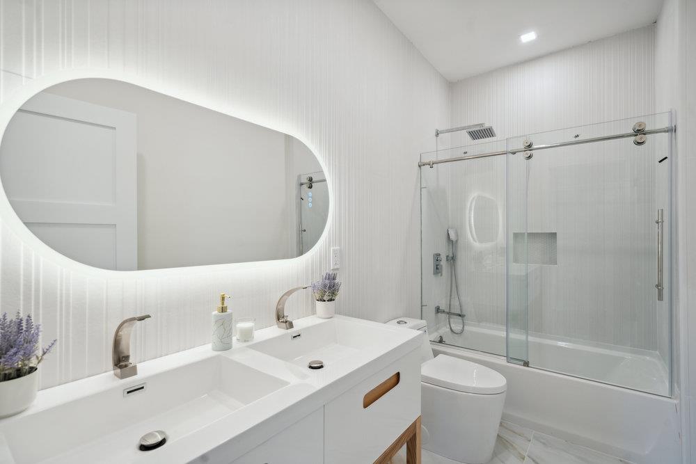 49 Pilgrim Lane, Westbury, New York image 30